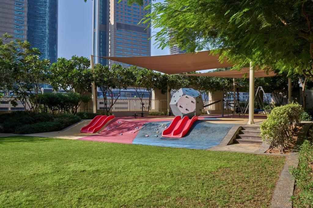 Magnificent 2 Bedroom With Stunning Burj Khalifa View Dubai Dış mekan fotoğraf