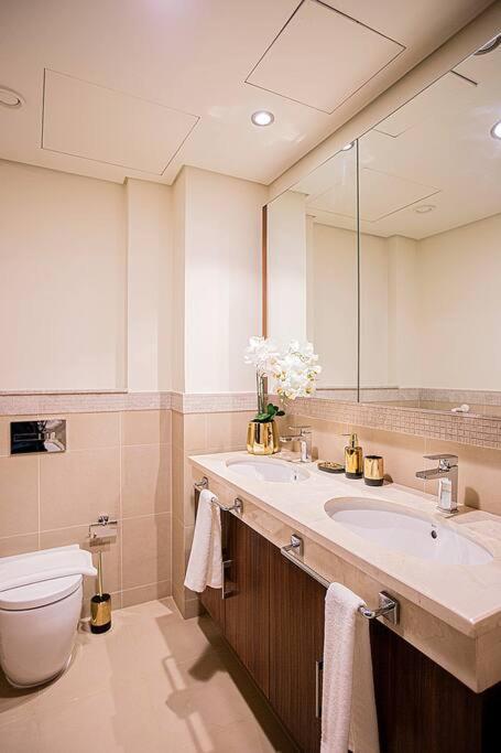 Magnificent 2 Bedroom With Stunning Burj Khalifa View Dubai Dış mekan fotoğraf